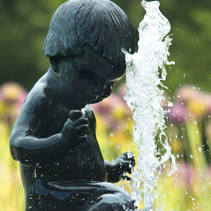28-BAC 1X1-Small Child Fountain